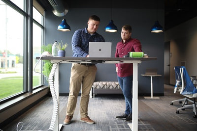 The Benefits of a Standing Desk for Home Office Workers
